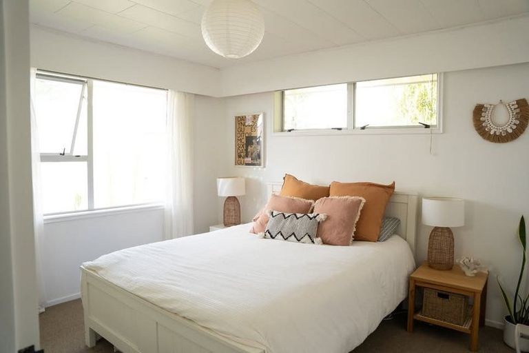 Photo of property in 3/237 Courtenay Street, Strandon, New Plymouth, 4312