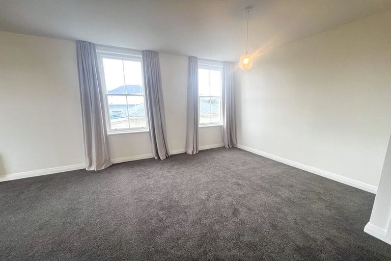 Photo of property in 16b Hadfield Terrace, Kelburn, Wellington, 6012