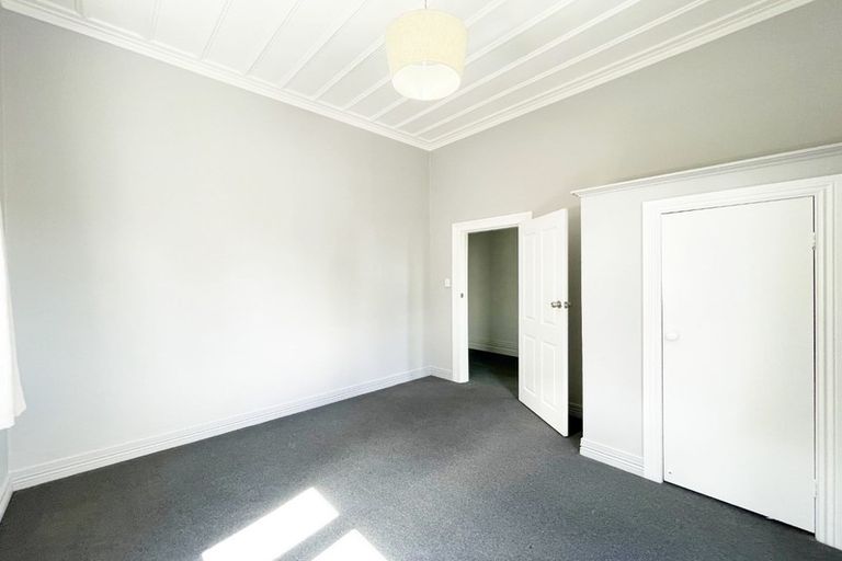 Photo of property in 30 Potatau Street, Grey Lynn, Auckland, 1021