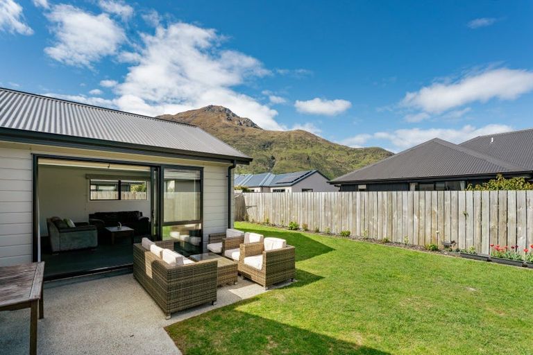 Photo of property in 23 Peterley Road, Lower Shotover, Queenstown, 9304