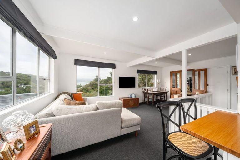 Photo of property in 73a Airlie Road, Plimmerton, Porirua, 5026