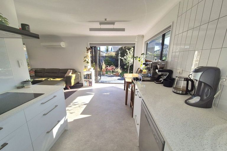 Photo of property in 2 Freyberg Street, Waterloo, Lower Hutt, 5011