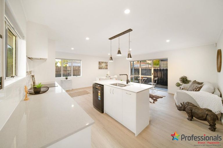 Photo of property in 38a Heathdale Crescent, Papakura, 2110