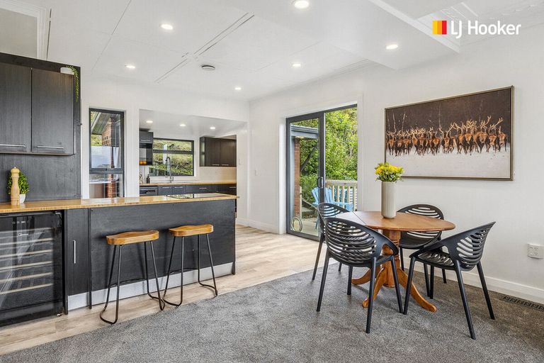 Photo of property in 98 Moana Crescent, Musselburgh, Dunedin, 9013