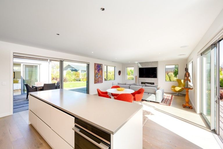 Photo of property in 4 Mcdonald Street, Wanaka, 9305