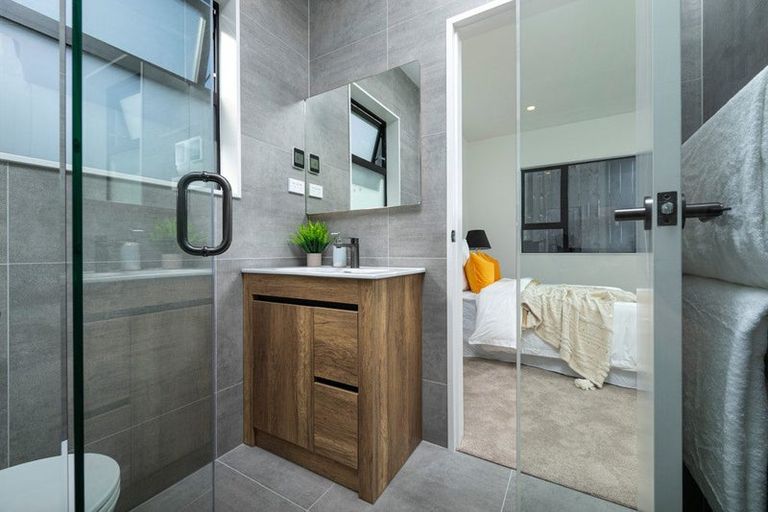 Photo of property in 3 Riroriro Road, Hobsonville, Auckland, 0616