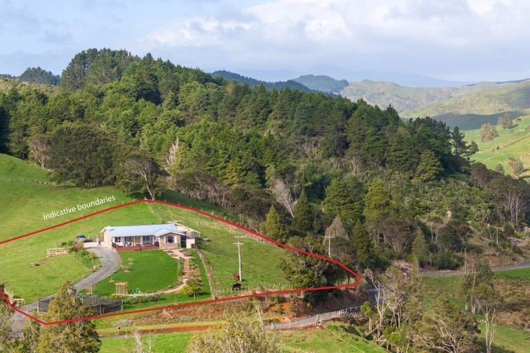 Photo of property in 49b Mangakino Road, Raglan, 3295