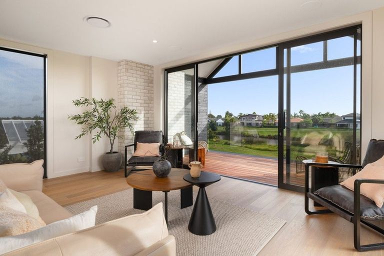 Photo of property in 43 Forstera Way, Papamoa Beach, Papamoa, 3118