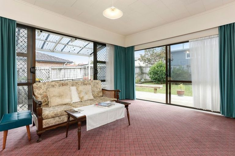 Photo of property in 14a Arawa Street, New Lynn, Auckland, 0600