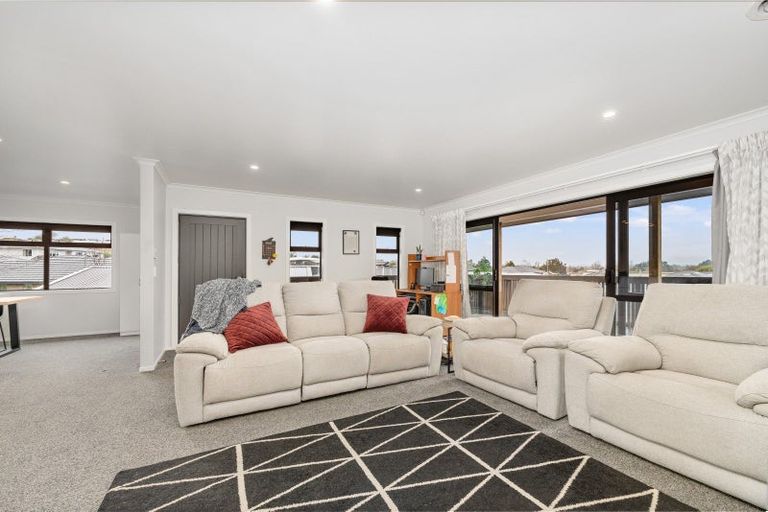 Photo of property in 6 Poplar Grove, Feilding, 4702