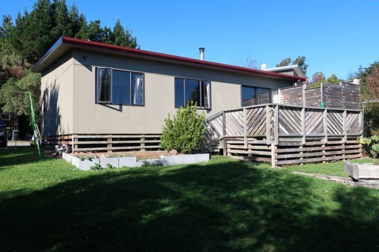 Photo of property in 4 Stoddart Terrace, Diamond Harbour, Lyttelton, 8971
