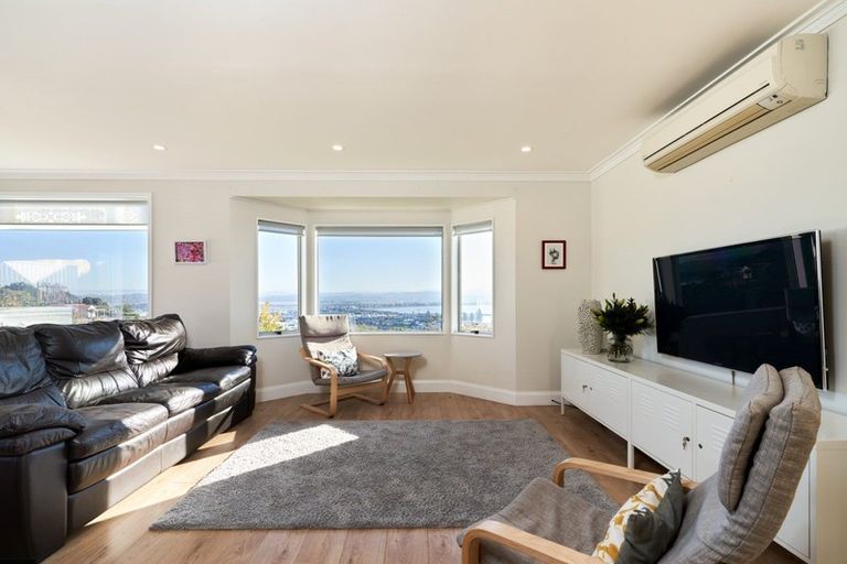 Photo of property in 32a Roslyn Road, Bluff Hill, Napier, 4110
