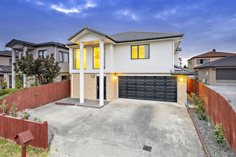 Photo of property in 10 Manning Rise, Flat Bush, Auckland, 2019