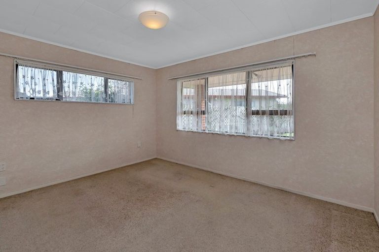 Photo of property in 1 Elm Place, Tikipunga, Whangarei, 0112