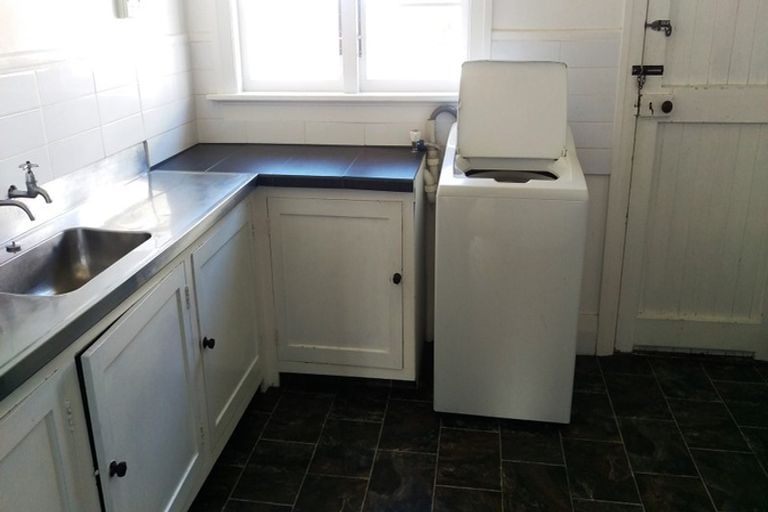 Photo of property in 1/7 View Street, Dunedin Central, Dunedin, 9016