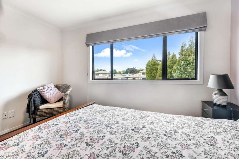 Photo of property in 16/64 Kawaha Point Road, Kawaha Point, Rotorua, 3010