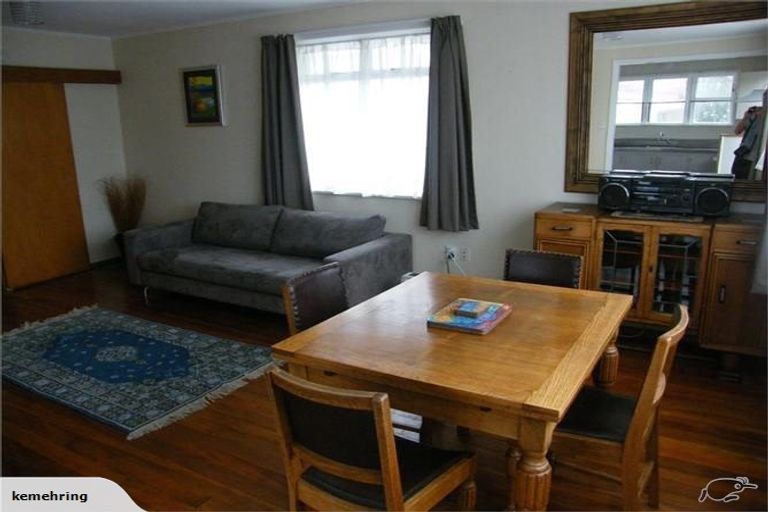 Photo of property in 168 Molesworth Street, New Plymouth, 4312
