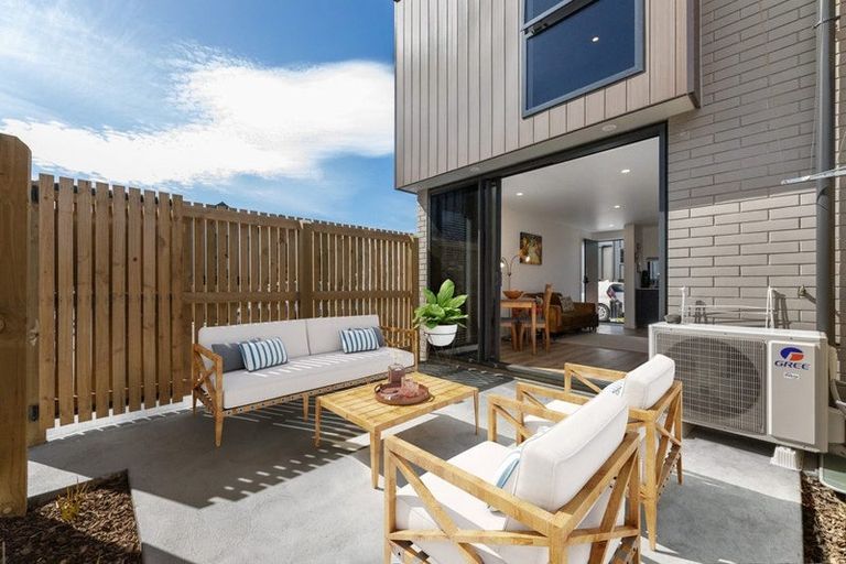 Photo of property in 14 Dallas Lane, Caversham, Dunedin, 9012