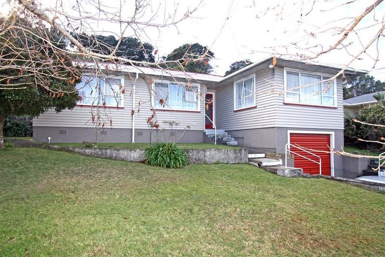 Photo of property in 11 Clearmont Crescent, Blagdon, New Plymouth, 4310