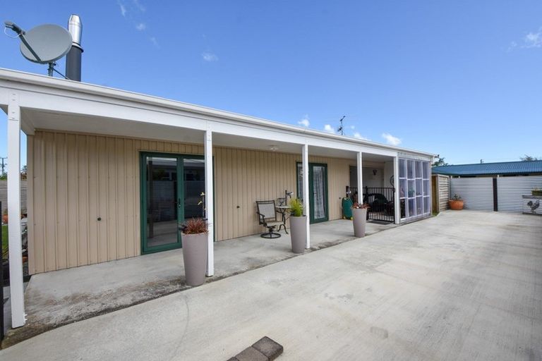 Photo of property in 19a Charles Street, Carterton, 5713