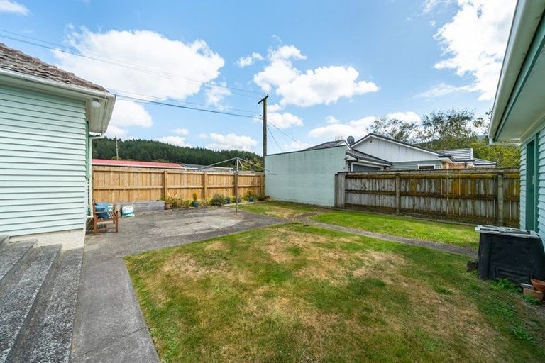 Photo of property in 16 Kiln Street, Silverstream, Upper Hutt, 5019