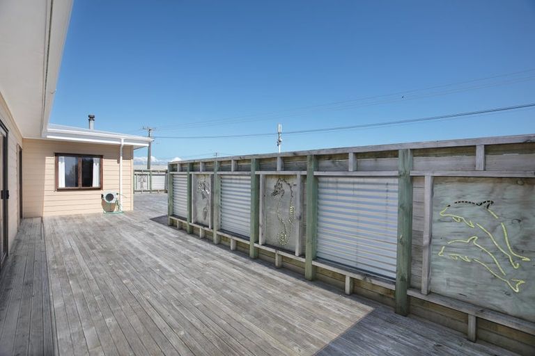Photo of property in 75 Seabury Avenue, Foxton Beach, Foxton, 4815