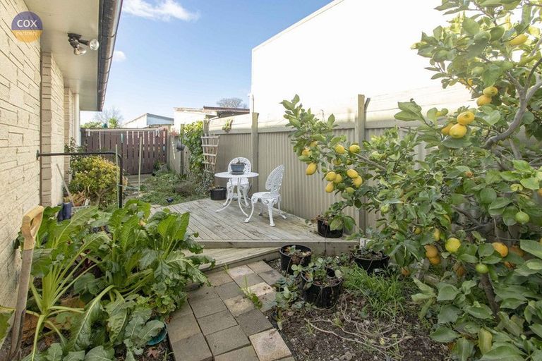 Photo of property in 6/512 Heretaunga Street East, Hastings, 4122