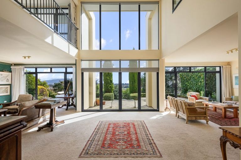 Photo of property in 142 Winara Avenue, Waikanae, 5036