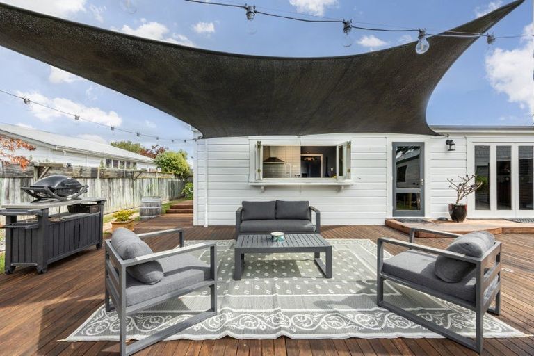 Photo of property in 14 Osier Road, Greenmeadows, Napier, 4112