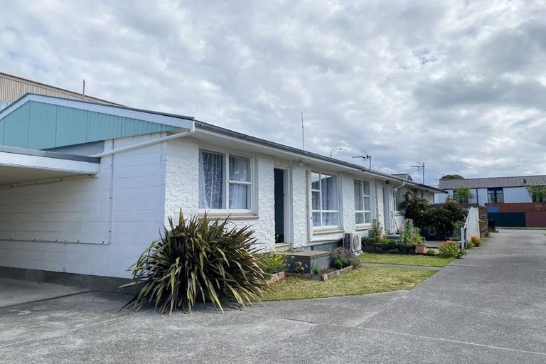 Photo of property in 3/64 Stanmore Road, Linwood, Christchurch, 8011