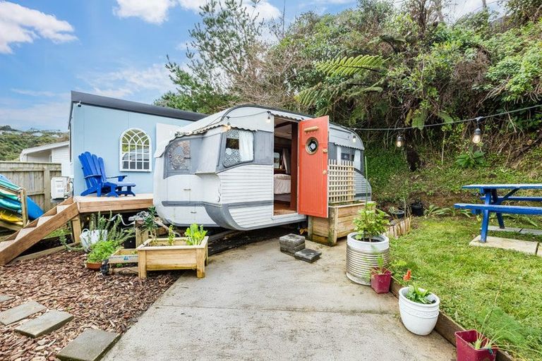 Photo of property in 68a Victory Avenue, Karori, Wellington, 6012