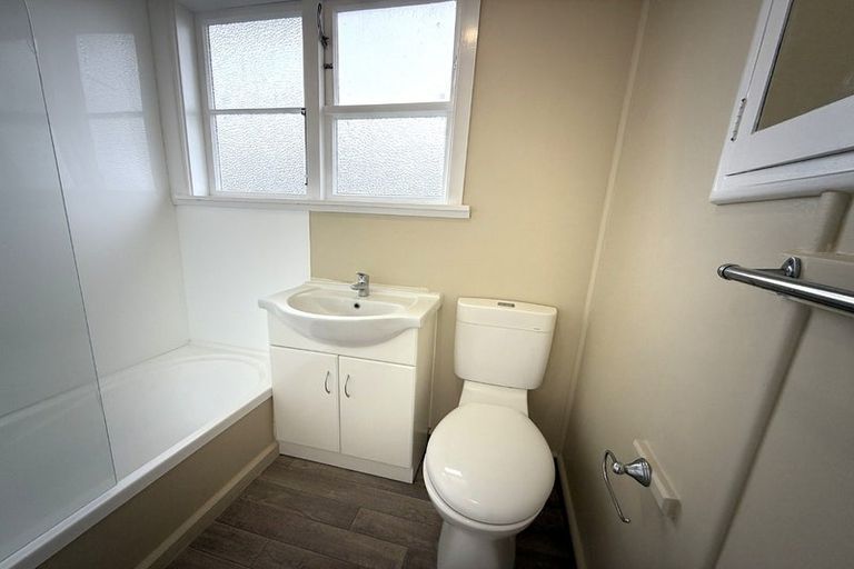 Photo of property in 64 Hutcheson Street, Mayfield, Blenheim, 7201