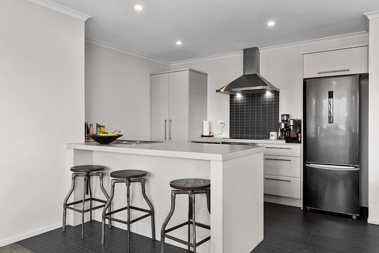 Photo of property in 122 The Boulevard, Papamoa Beach, Papamoa, 3118