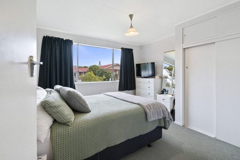 Photo of property in 2b Karaka Street, Hokowhitu, Palmerston North, 4410