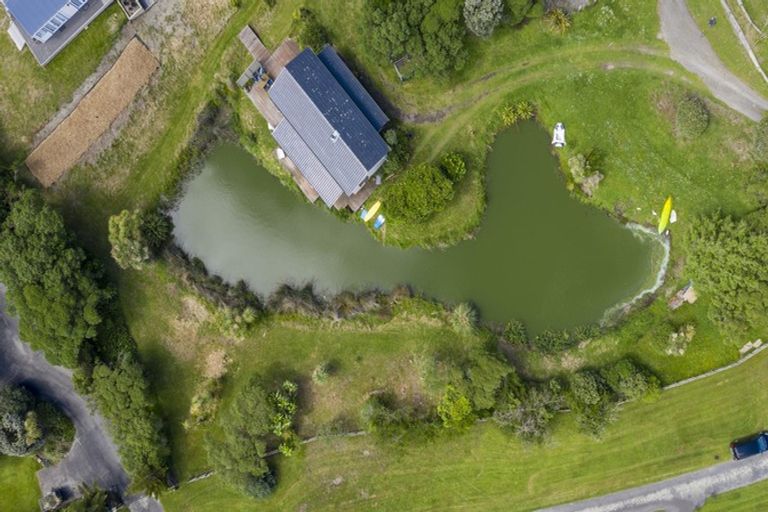 Photo of property in 106 Paetawa Road, Peka Peka, Waikanae, 5391