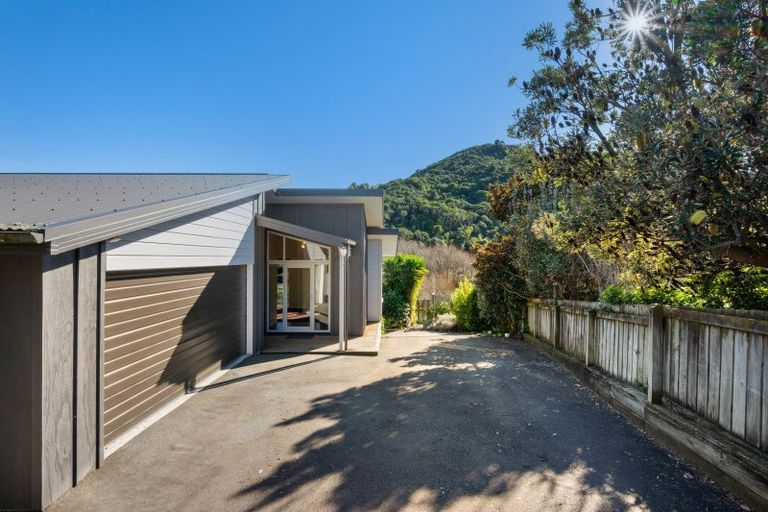 Photo of property in 3a Rohe Drive, Waikawa, Picton, 7220
