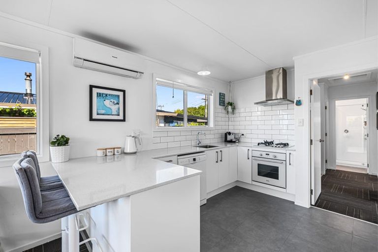 Photo of property in 117b Ngatai Road, Otumoetai, Tauranga, 3110