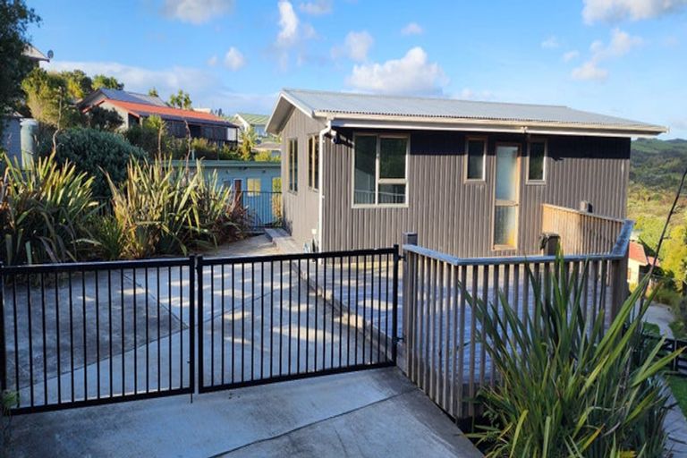 Photo of property in 22 Everard Avenue, Army Bay, Whangaparaoa, 0930