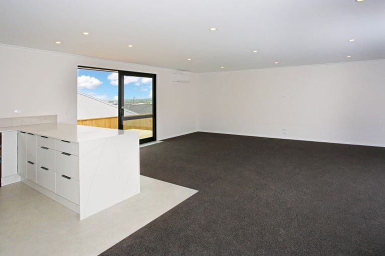 Photo of property in 12 Viv Green Place, Pokeno, 2402