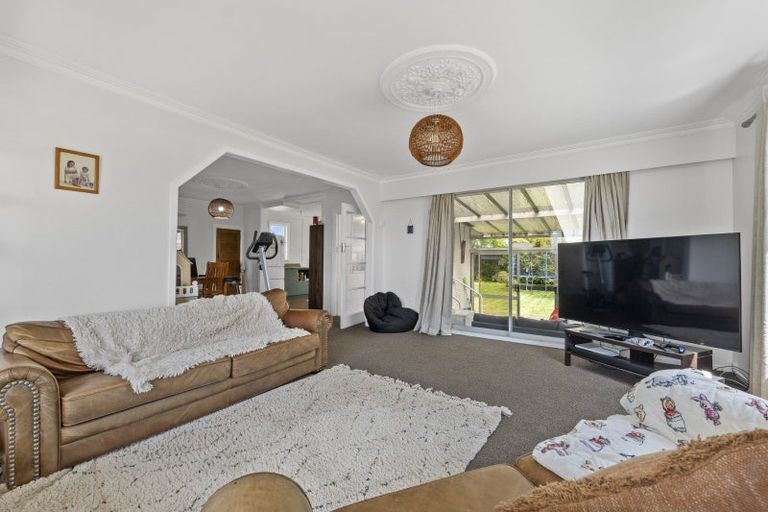 Photo of property in 44 Princess Street, Waitara, 4320