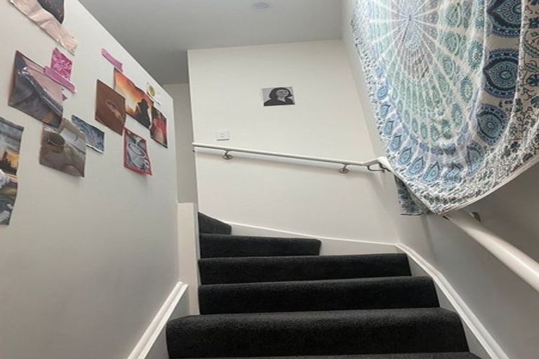 Photo of property in 14c Prospect Terrace, Johnsonville, Wellington, 6037