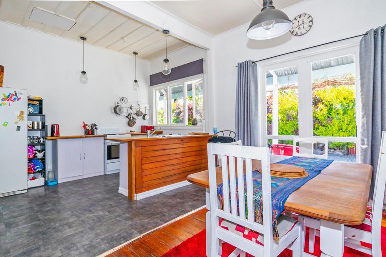 Photo of property in 3 Fergusson Street, Geraldine, 7930