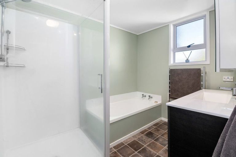 Photo of property in 36 Wharepaina Crescent, Springfield, Rotorua, 3015