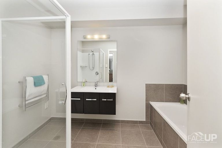 Photo of property in 54 Buckley Avenue, Hobsonville, Auckland, 0616