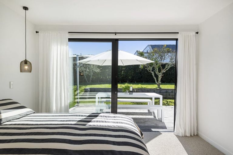 Photo of property in 48 Sylvia Road, Hillcrest, Auckland, 0627