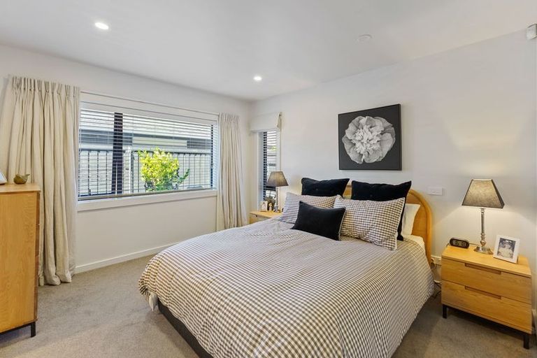 Photo of property in 53 Waipunahau Road, Waikanae, 5036