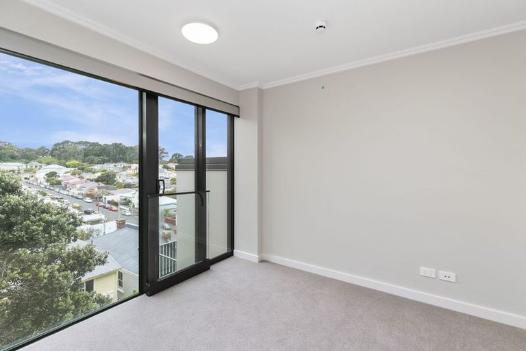 Photo of property in Mary Potter Apts, 30 Owen Street, Newtown, Wellington, 6021
