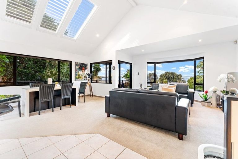 Photo of property in 12 Sunburst Avenue, Snells Beach, 0920