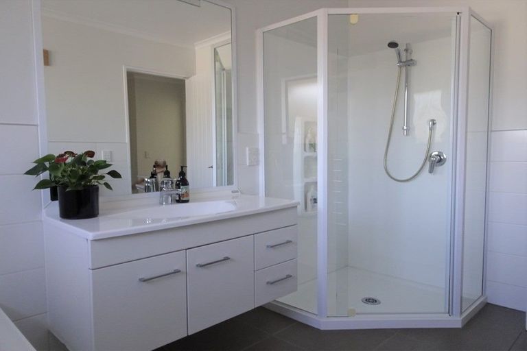 Photo of property in 114 Golf Links Road, Ruatapu, Hokitika, 7883