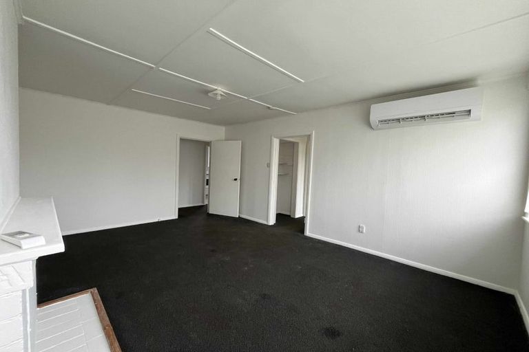 Photo of property in 1034 High Street, Avalon, Lower Hutt, 5011